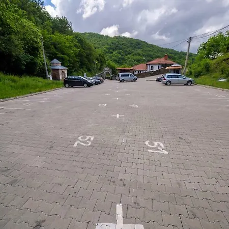 Hotel Manastir Sv. Joakim Osogovski